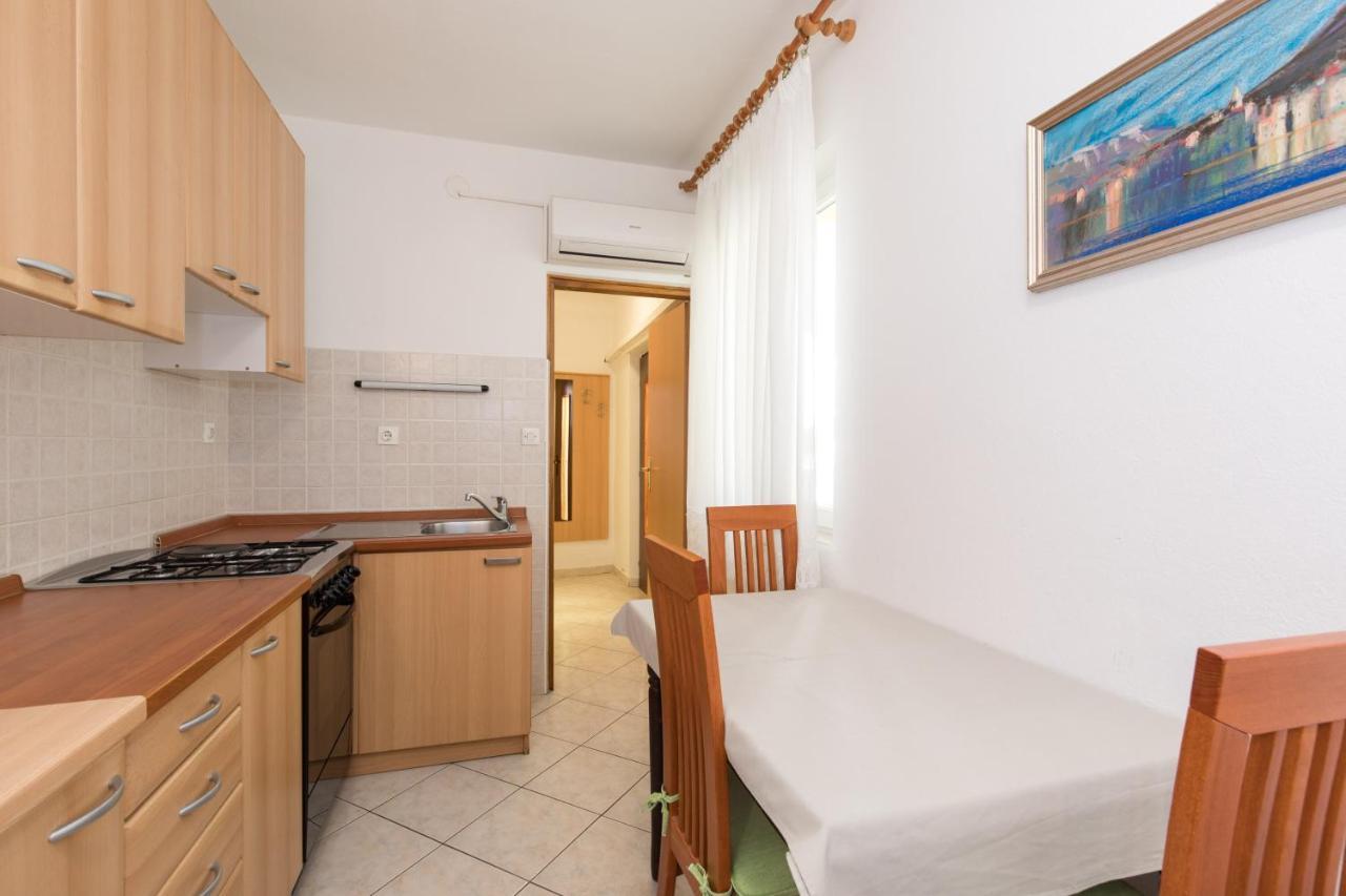 Apartments Darko Near The Sea 巴斯卡 外观 照片