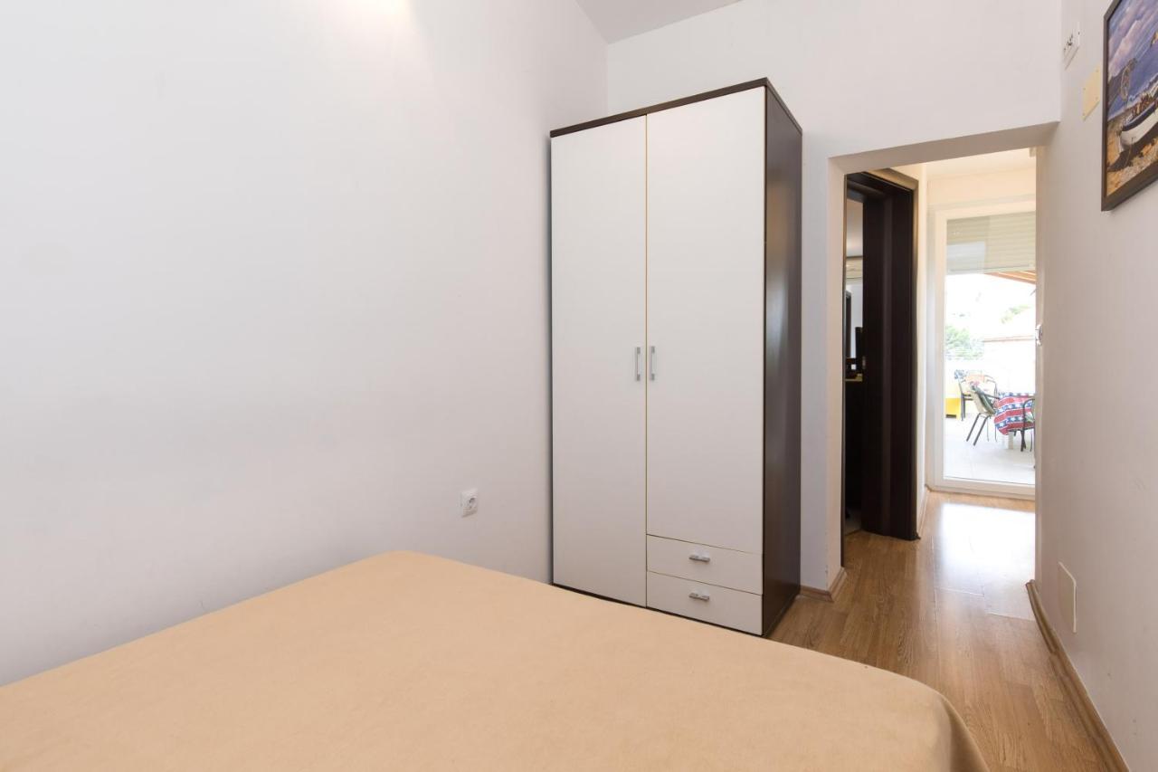 Apartments Darko Near The Sea 巴斯卡 外观 照片