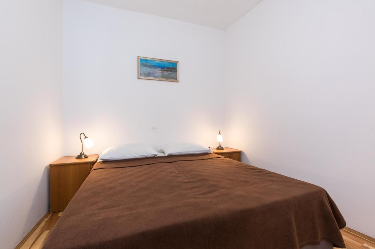 Apartments Darko Near The Sea 巴斯卡 外观 照片