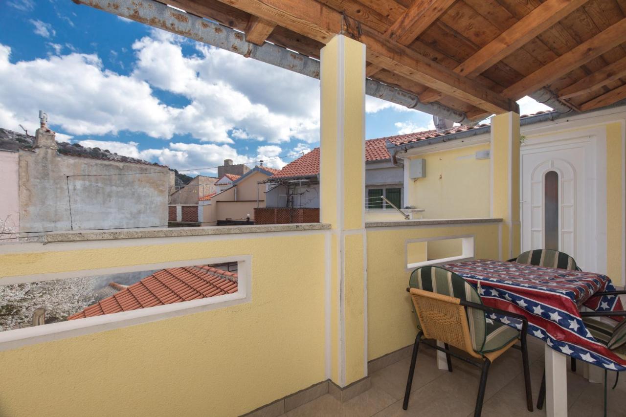 Apartments Darko Near The Sea 巴斯卡 外观 照片