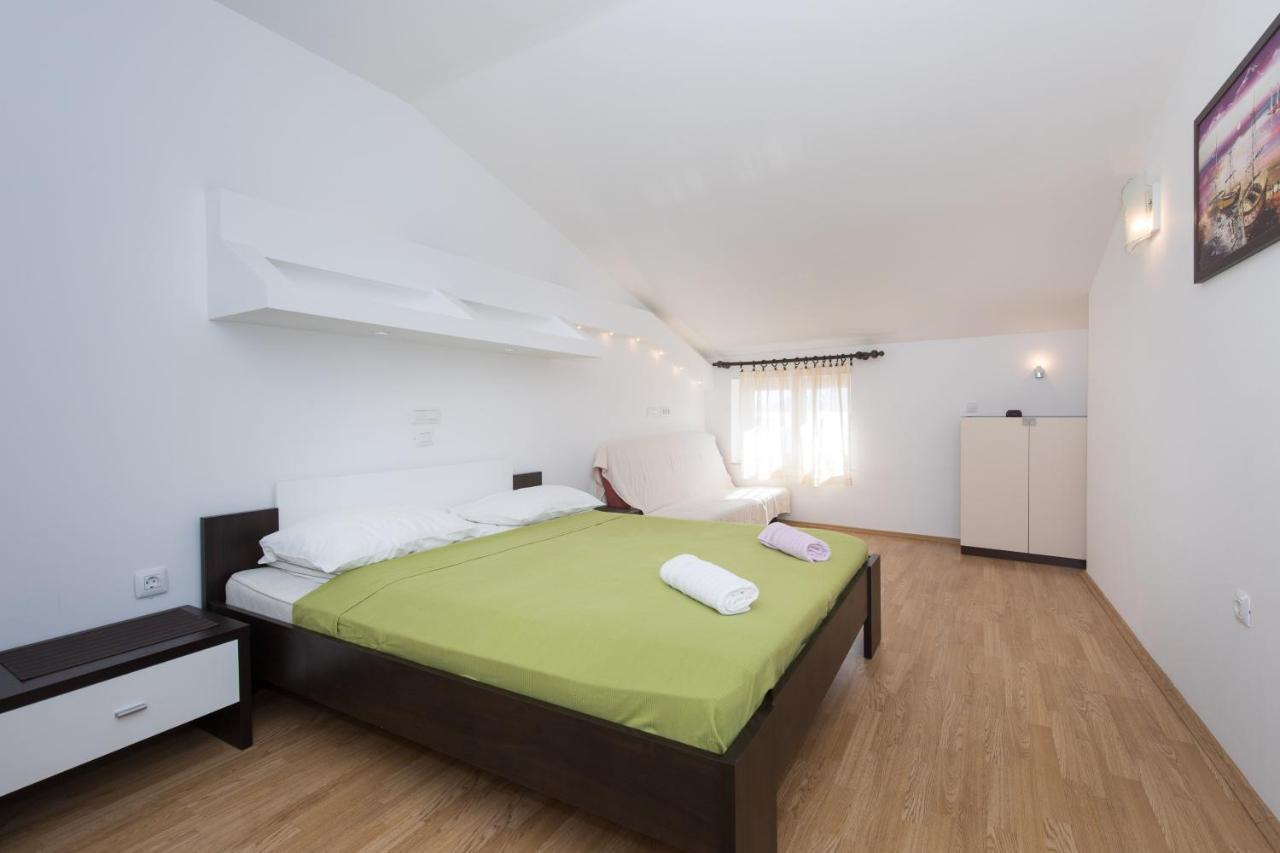 Apartments Darko Near The Sea 巴斯卡 外观 照片