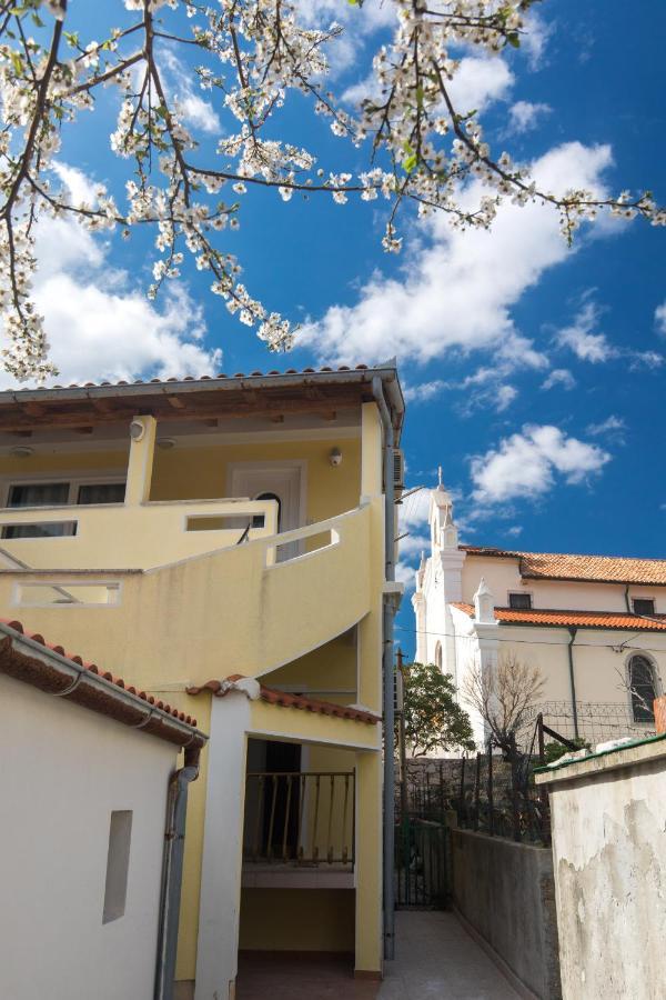 Apartments Darko Near The Sea 巴斯卡 外观 照片